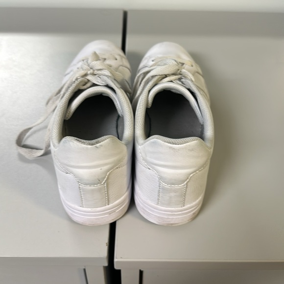 white kswiss shoes - Picture 5 of 5